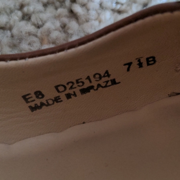 Cole Haan heels - Picture 7 of 10